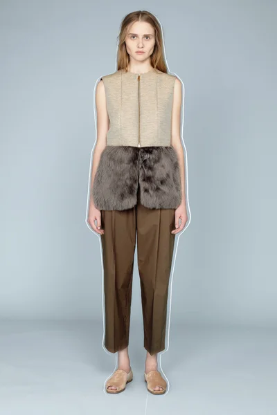 Look 10